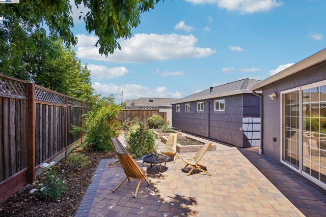 Image 39 of 55 For 14917 Berry Way