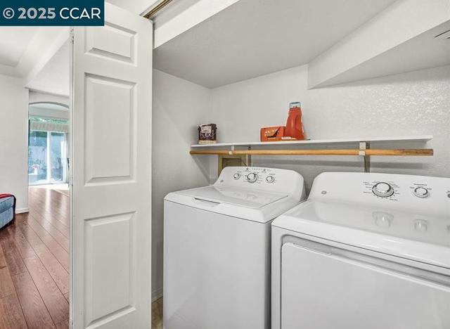 214 S Wildwood, Hercules CA: https://media.crmls.org/mediaz/e42f27a0-d425-4cca-800d-0ede19bf92c3.jpg