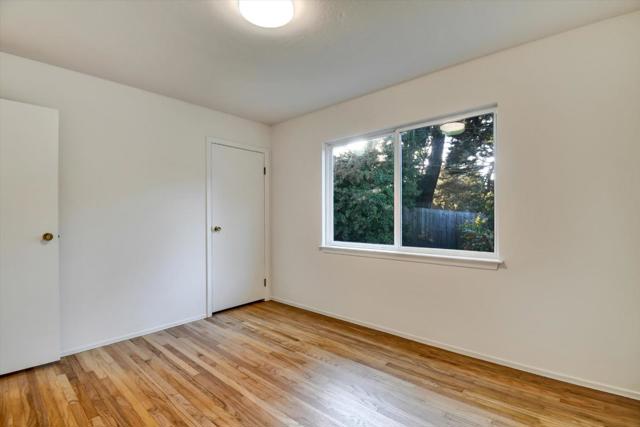 16 Christopher Court, Daly City CA: https://media.crmls.org/mediaz/e42f3512-1656-4f18-b6e3-d8d829f6ca0f.jpg