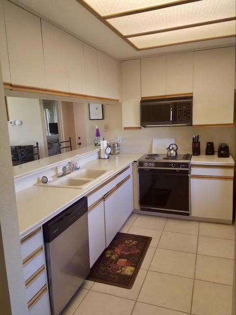 67162 W Chimayo Drive, Cathedral City CA: https://media.crmls.org/mediaz/e433e18b-fe0b-483c-b76b-e6c1365e9078.jpg