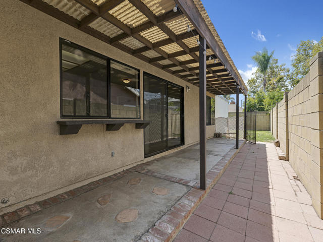 2264 Cochran Street, Simi Valley CA: https://media.crmls.org/mediaz/e434ddc2-5c7f-413c-af41-68688e71f004.jpg
