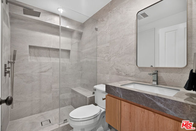 4 Bed Home for Sale in Los Angeles, California