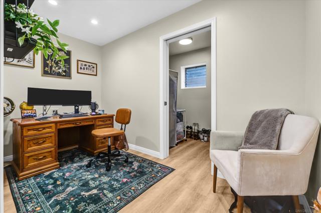 4927 Ellenwood Drive, Los Angeles CA: https://media.crmls.org/mediaz/e437a204-ed3a-41e7-b1c3-712a208f38f2.jpg