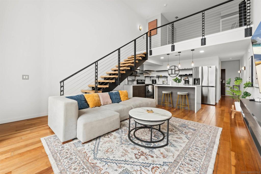 889 Date Street - photo 4