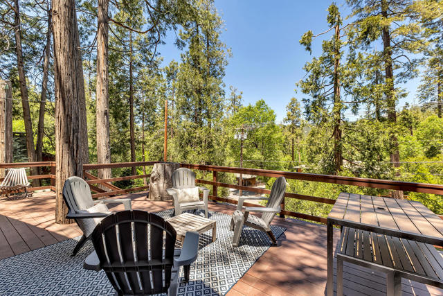 54385 S S. Circle Drive, Idyllwild CA: https://media.crmls.org/mediaz/e439573c-0c1b-4d52-a33e-700aeae692cf.jpg