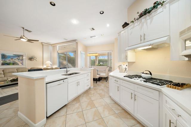 50075 Doral Street, La Quinta CA: https://media.crmls.org/mediaz/e439a9f5-a338-4b9d-aedc-d3ba3236a14c.jpg