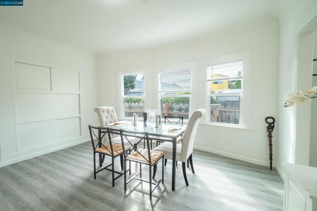Image 12 of 32 For 2709 California St