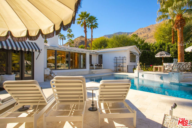 148 W Camino Descanso, Palm Springs, CA 92264