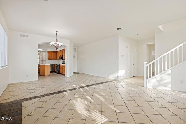 Detail Gallery Image 5 of 26 For 902 Calle Mar Vista Vt, Oxnard,  CA 93030 - 4 Beds | 3 Baths