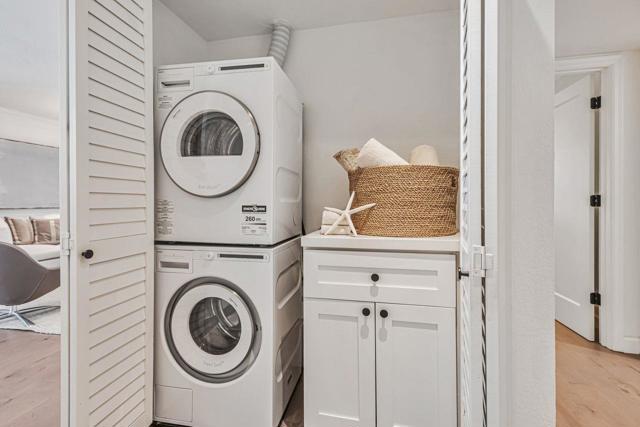 633 Highland Avenue, San Mateo CA: https://media.crmls.org/mediaz/e43b690b-05be-4347-9750-c19ac35afcb4.jpg