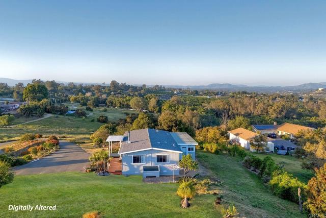 Detail Gallery Image 2 of 52 For 4010 Calle De Sueno, Fallbrook,  CA 92028 - 3 Beds | 2 Baths