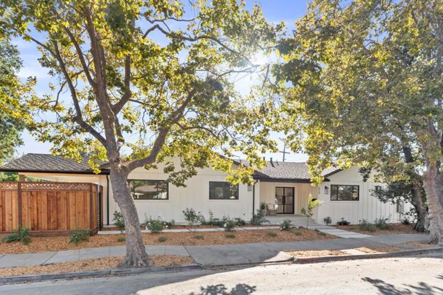 620 Iris Street, Redwood City CA: https://media.crmls.org/mediaz/e43df12d-664c-47d9-8eb0-9494b68b5bd4.jpg