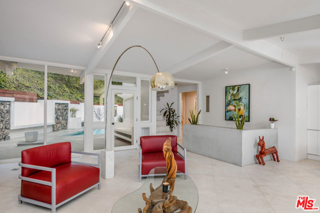 3027 Franklin Canyon Drive, Beverly Hills CA: https://media.crmls.org/mediaz/e43e0fee-6ce3-40a2-9566-b35bc6332ba7.jpg