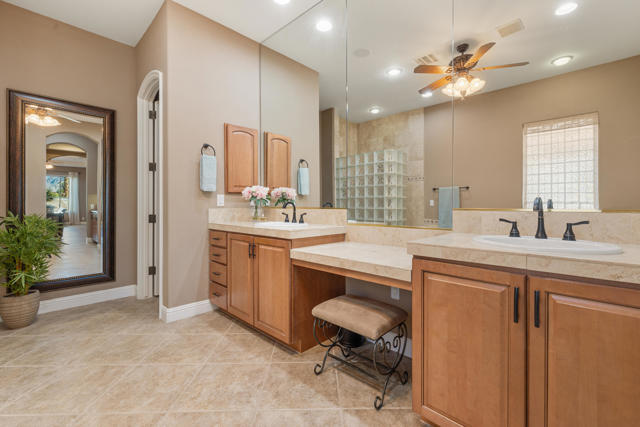 50605 Verano Drive, La Quinta CA: https://media.crmls.org/mediaz/e43e7613-71a5-4e48-b9db-b66aba05a835.jpg