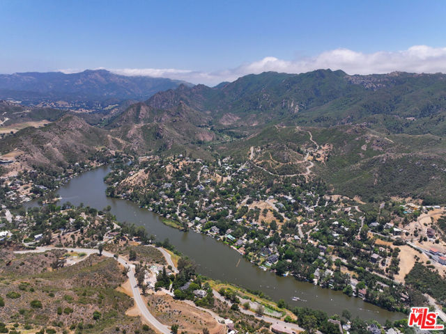 Drew Fenton | 29255 S Lakeshore Drive Agoura Hills CA | MLS: 7242853