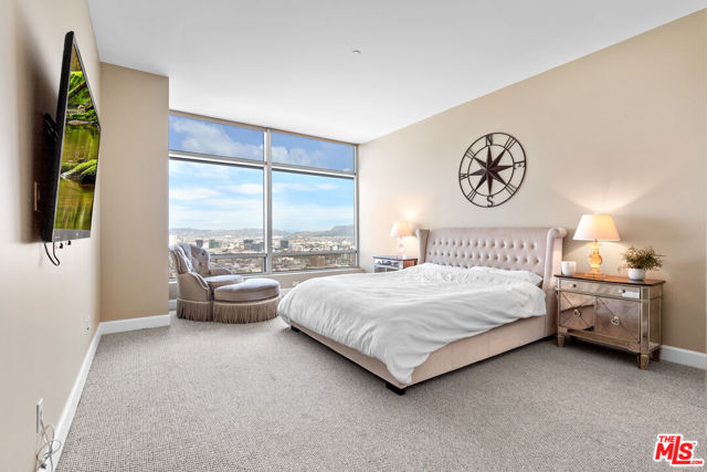 900 W Olympic Boulevard, Los Angeles CA: https://media.crmls.org/mediaz/e43f9264-7701-4bf4-822e-cf93de096139.jpg