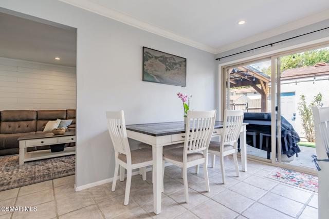 15175 Marquette Street, Moorpark CA: https://media.crmls.org/mediaz/e4400f73-8d9d-439f-870e-867a60818171.jpg