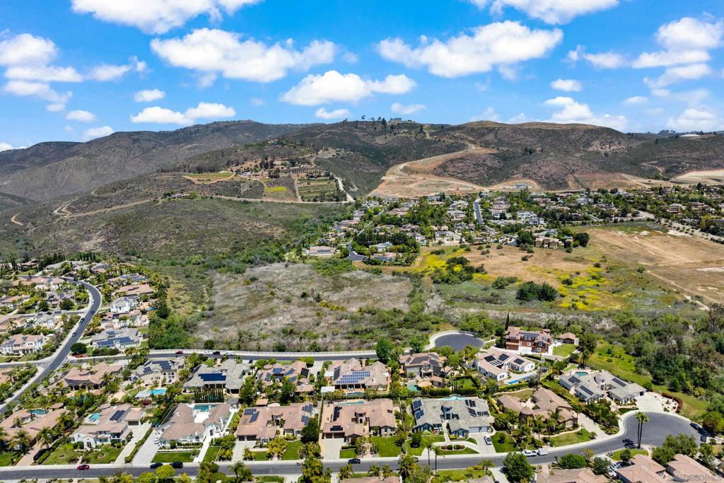 MLS #250027889SD image #24