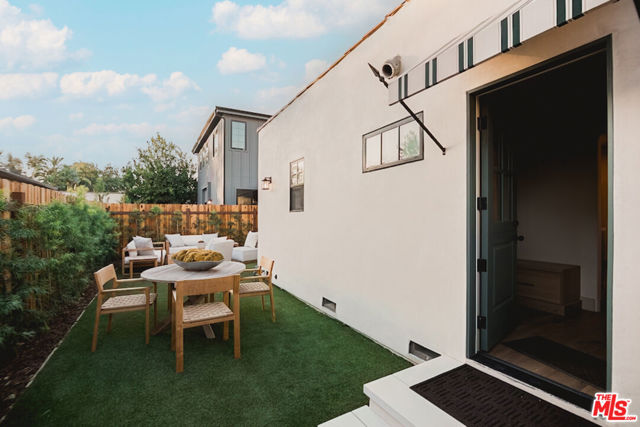 11026 Hortense Street, North Hollywood CA: https://media.crmls.org/mediaz/e440803f-9394-4f10-9f89-bddc64c6a342.jpg