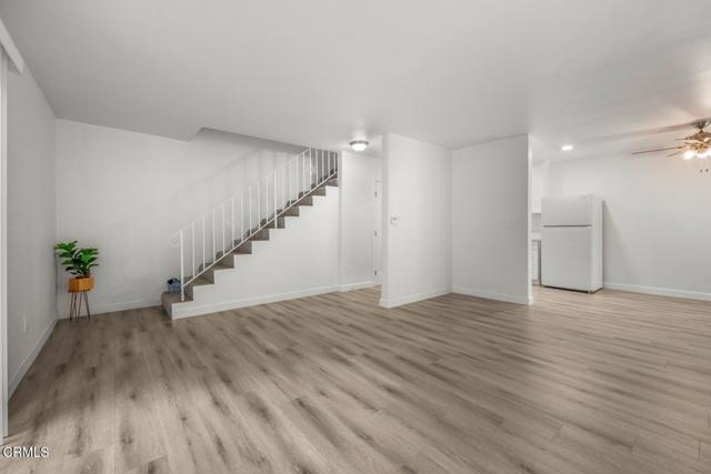 138 S Bryn Mawr Street, Ventura CA: https://media.crmls.org/mediaz/e440b630-cabb-4ca5-af9f-a3305f52a01c.jpg