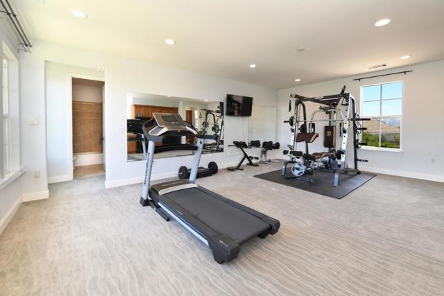 1322 Montrose Place, Pleasanton CA: https://media.crmls.org/mediaz/e440d893-e582-437d-8030-b190100492b3.jpg