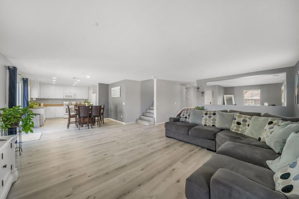 MLS #219136249DA image #1