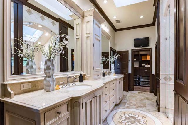 976 Laurel Glen Drive, Palo Alto CA: https://media.crmls.org/mediaz/e4417f54-5dd5-420a-98b8-d9406e5e48ec.jpg