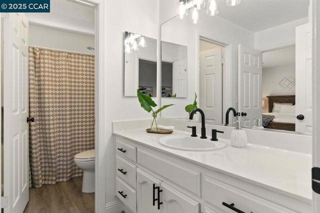 5220 Portillo Valley, San Ramon CA: https://media.crmls.org/mediaz/e44206ab-f1c3-4823-97d3-63bff1a9b680.jpg