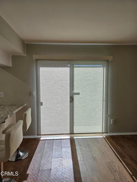 2166 N Indian Canyon Drive, Palm Springs CA: https://media.crmls.org/mediaz/e442e9ff-14ee-4838-a5ad-d01d60fad942.jpg