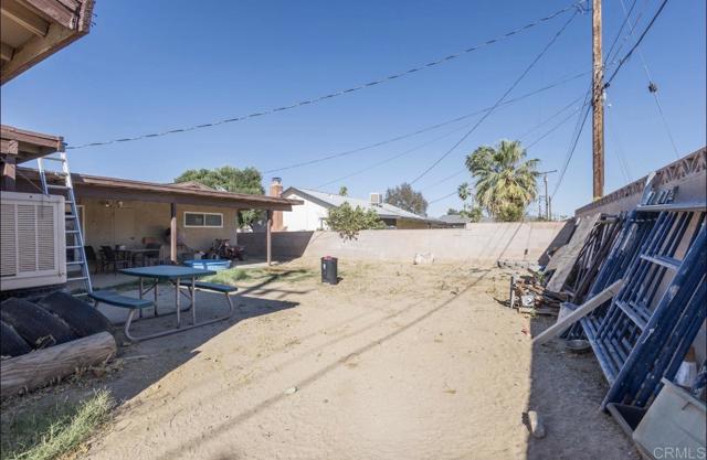 Detail Gallery Image 18 of 39 For 249 W Graaf Ave, Ridgecrest,  CA 93555 - 4 Beds | 2 Baths