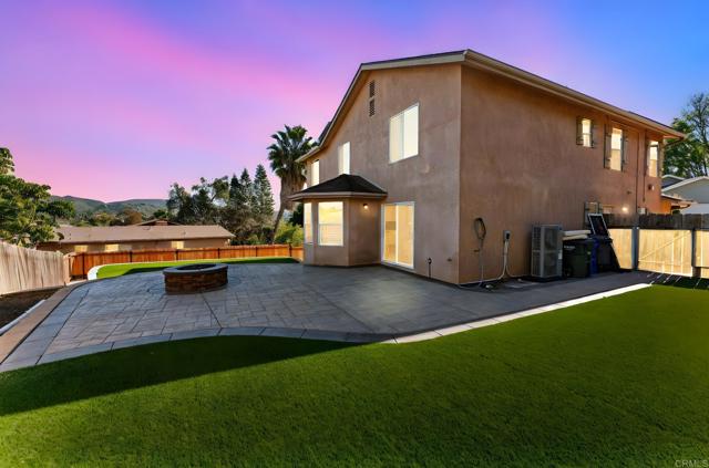 Detail Gallery Image 42 of 55 For 209 Journeys End, Vista,  CA 92083 - 4 Beds | 2/1 Baths