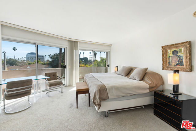 Drew Fenton | 836 S Bundy Drive Los Angeles CA | MLS: 7113379