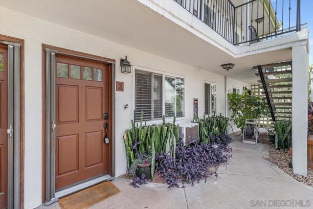 4425 50th Street, San Diego CA: https://media.crmls.org/mediaz/e446d197-d5ca-48b4-acc0-308507937a05.jpg