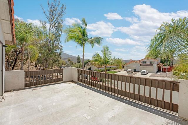 1627 Woodrun Place, El Cajon CA: https://media.crmls.org/mediaz/e448c7ae-9501-494a-98ac-42bbcb473b66.jpg