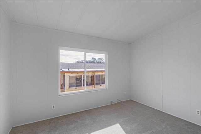 22 Canada Cove Avenue, Half Moon Bay CA: https://media.crmls.org/mediaz/e448cc04-56a2-4698-a0a8-662a5639d7a9.jpg