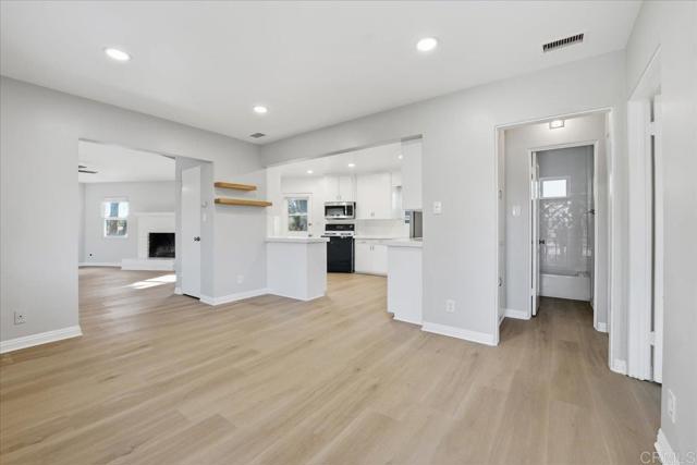 Detail Gallery Image 14 of 36 For 3875 Grandview, Bonita,  CA 91902 - 3 Beds | 2 Baths