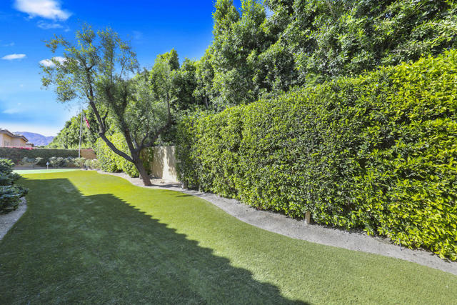 Image 41 of 50 For 55080 Autumn Valley Court