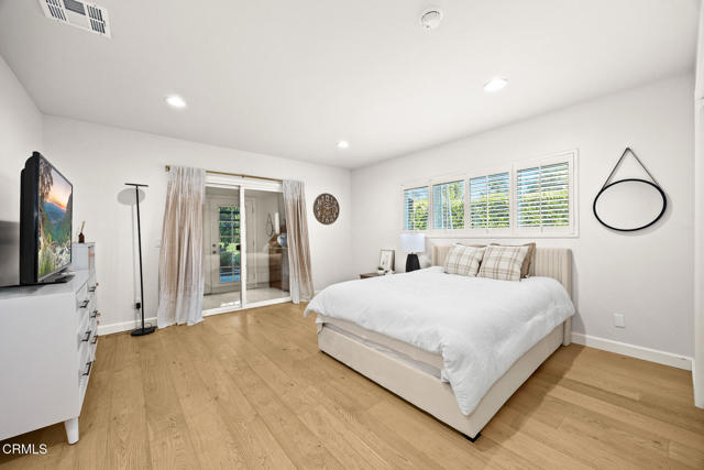 Image 37 of 76 For 4754 Palm Drive