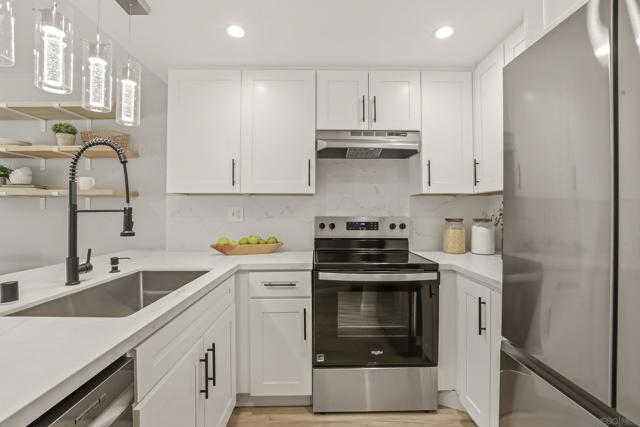 6916 Park Mesa Way, San Diego CA: https://media.crmls.org/mediaz/e44b367e-c65c-402d-963c-f0d1afbf8768.jpg