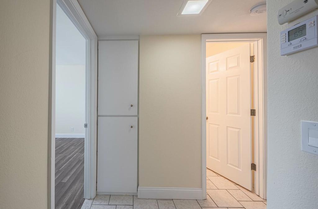 https://media.crmls.org/mediaz/e44b4c45-5a6d-4e1d-8050-70d84ee0f740.jpg?preset=X-Large