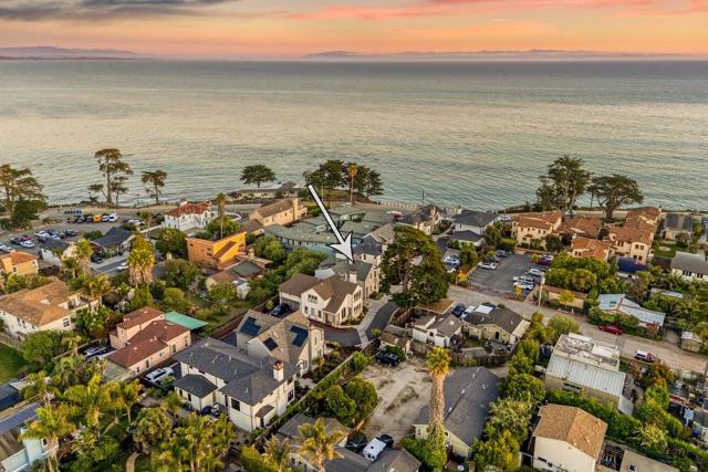 100 Bay Crest Road, Santa Cruz CA: https://media.crmls.org/mediaz/e44b6d12-c97d-4e92-b705-52b0ae7d7955.jpg