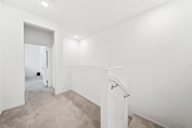 5212 Beachfront, San Diego CA: https://media.crmls.org/mediaz/e44cce30-90e8-41d1-9e1f-60d111385865.jpg