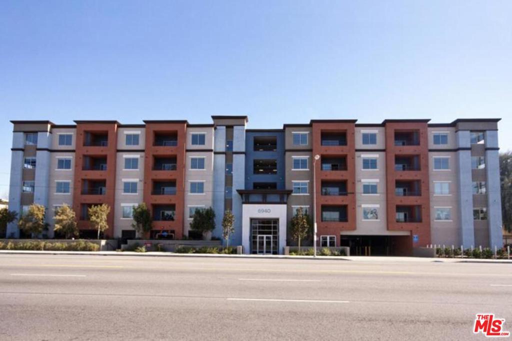 6940 Sepulveda Boulevard 424, Van Nuys, CA 91405
