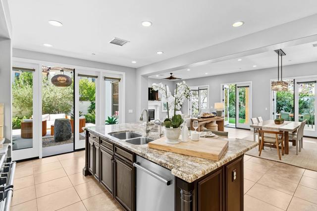 16941 Simple Melody Lane, San Diego CA: https://media.crmls.org/mediaz/e44db391-1619-4d62-8892-cfc7826ea965.jpg