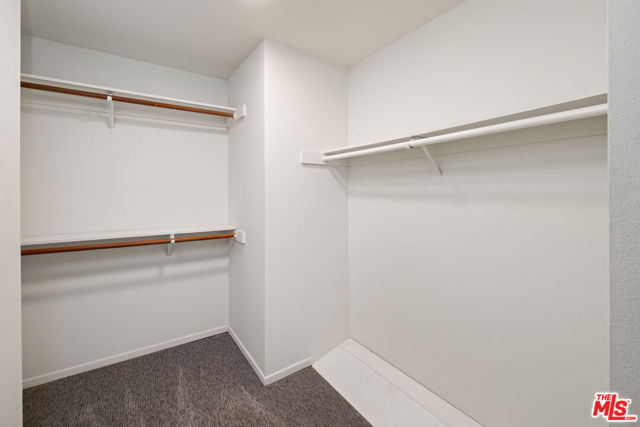 10627 Ashton Avenue, Los Angeles CA: https://media.crmls.org/mediaz/e44dea72-f29c-4efd-801e-537e72b49b44.jpg