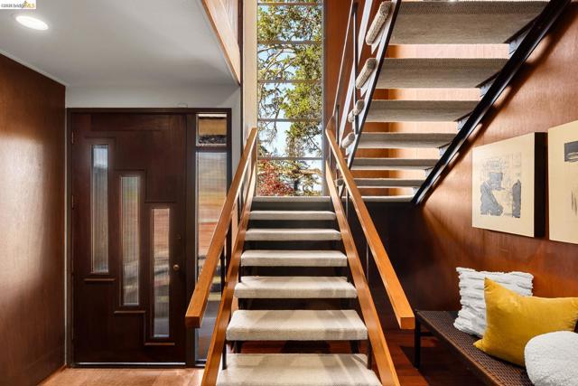 Image 6 of 52 For 85 El Camino Real