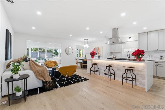 3650 Mount Acadia Blvd, San Diego CA: https://media.crmls.org/mediaz/e44fae34-ea8b-4af6-88ff-6bec8692e428.jpg