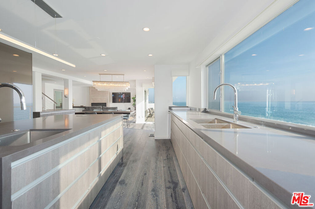 MLS #26985433 image #23