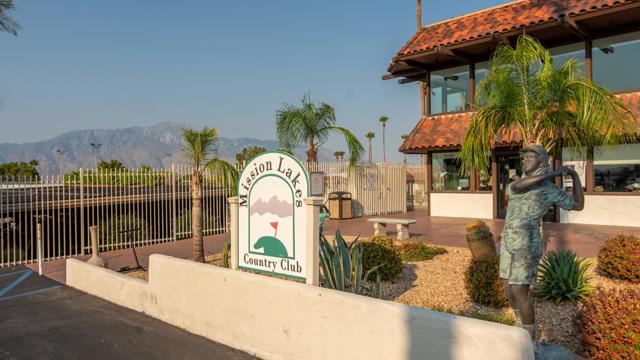 8796 Clubhouse Boulevard, Desert Hot Springs CA: https://media.crmls.org/mediaz/e44fdb04-12ed-418f-a043-8f2e25001f93.jpg