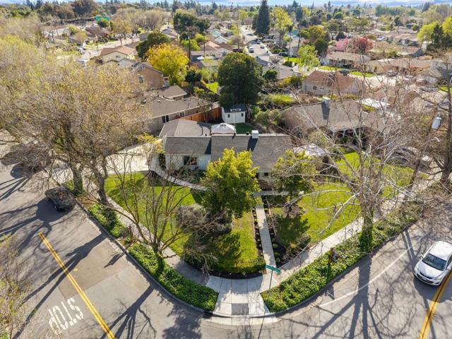 1425 Walnut Grove Avenue, San Jose CA: https://media.crmls.org/mediaz/e4503579-696a-48f1-a5e5-302b0e3f4ce1.jpg